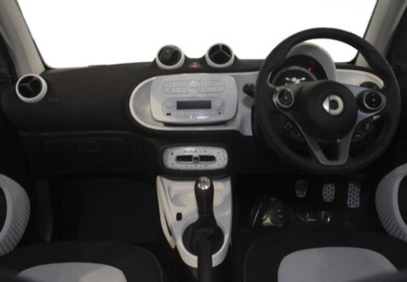 smart Fortwo usata a Palermo (19)