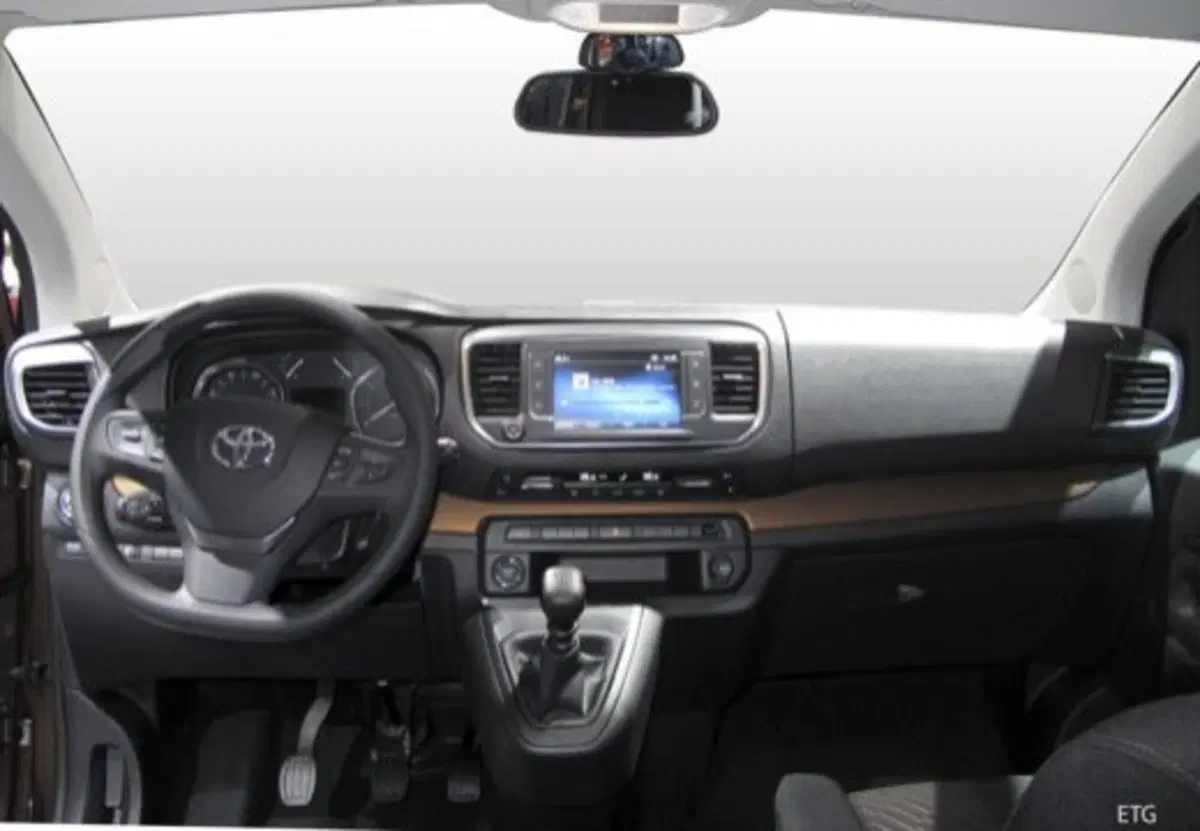 Toyota Proace Verso usata a Palermo (11)