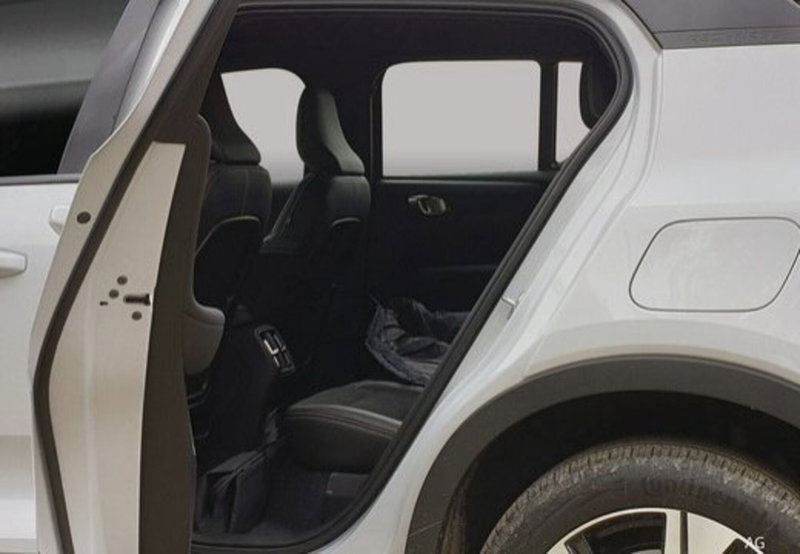 Volvo XC40 usata a Palermo (11)