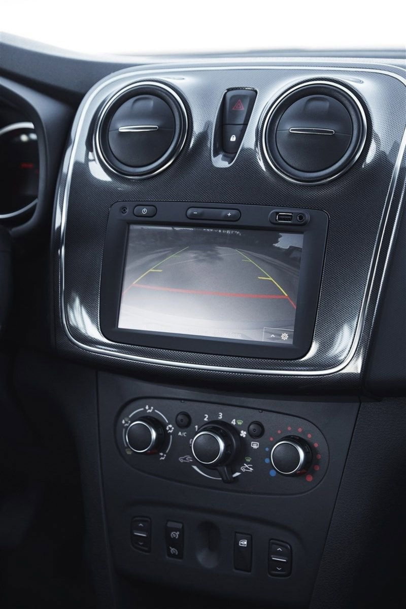 Dacia Sandero usata a Palermo (9)