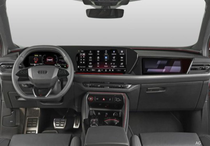 Audi Q5 Sportback nuova a Palermo (12)