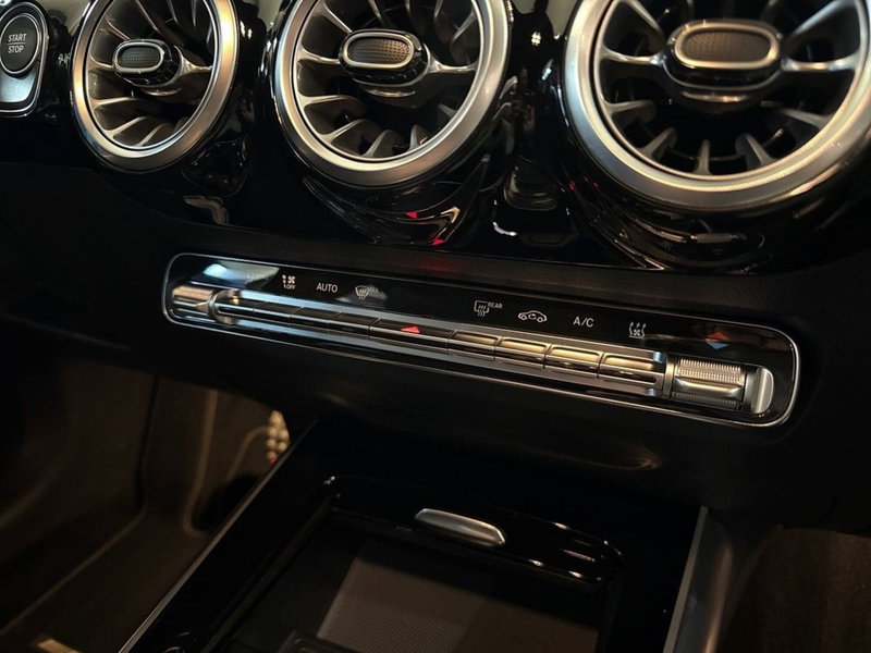 Mercedes-Benz EQA usata a Firenze (14)