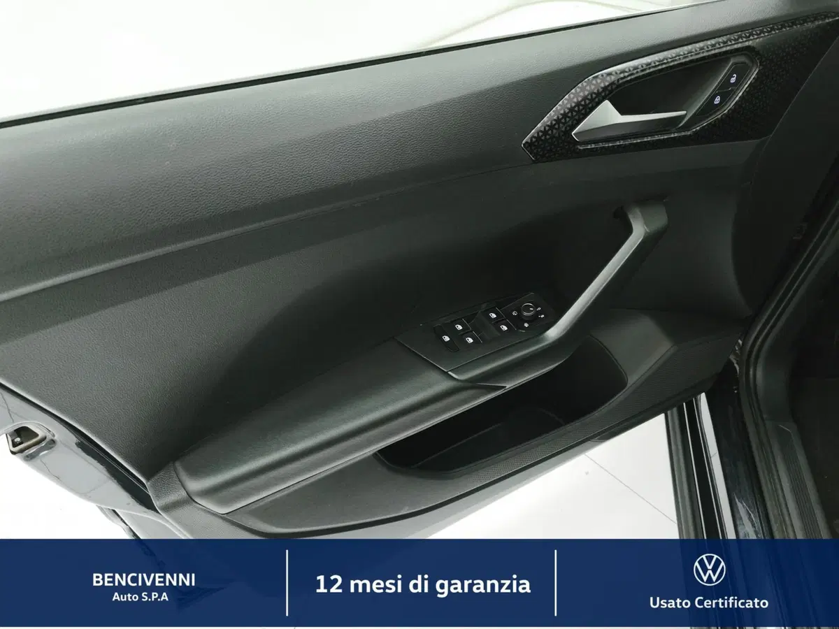 Volkswagen T-Cross usata a Catanzaro (16)
