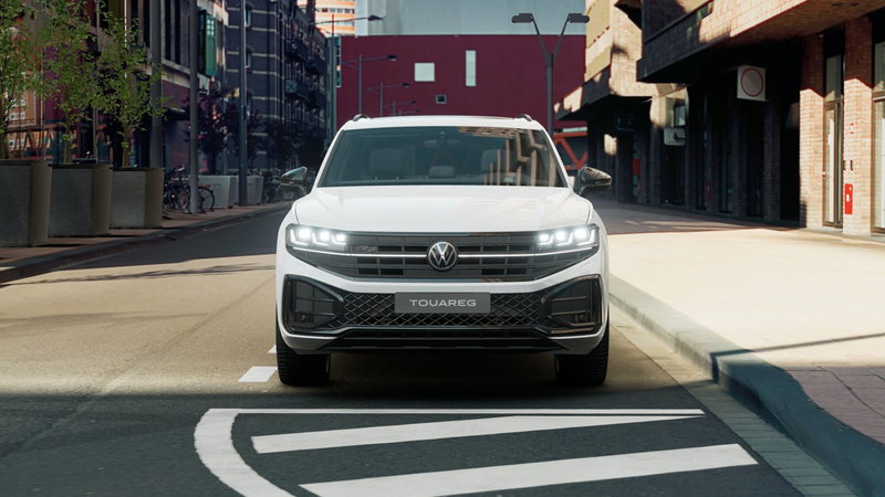 Volkswagen Touareg nuova a Catanzaro (13)