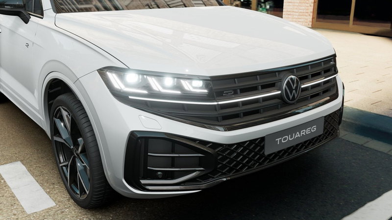 Volkswagen Touareg nuova a Catanzaro (15)