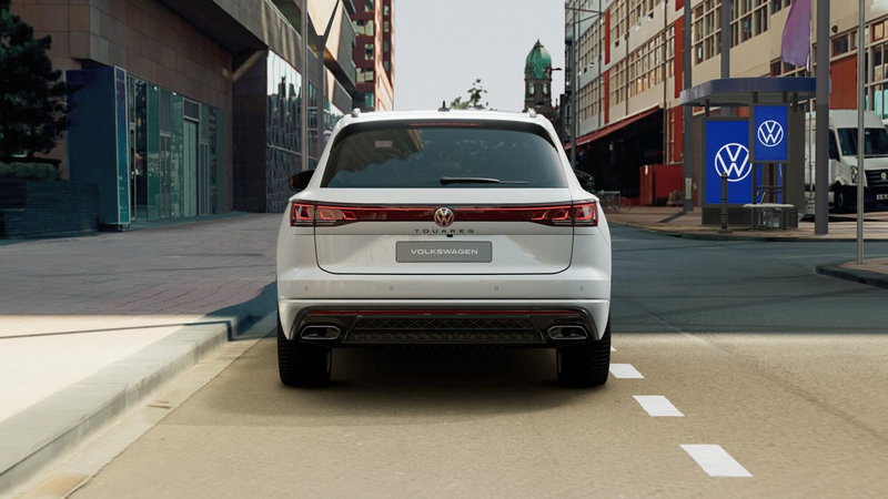 Volkswagen Touareg nuova a Catanzaro (18)