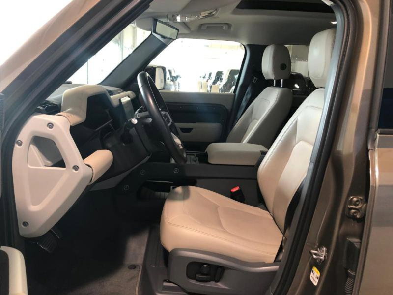 Land Rover Defender usata a Venezia (5)