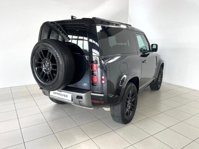 Land Rover Defender 90 3.0D I6 200 CV AWD Auto X-Dynamic S del 2021 usata a Venezia
