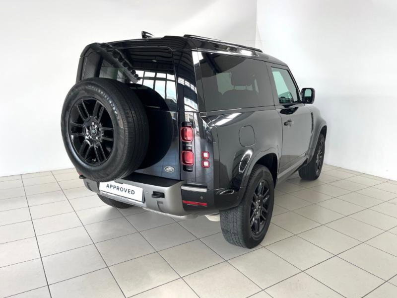 Land Rover Defender usata a Venezia