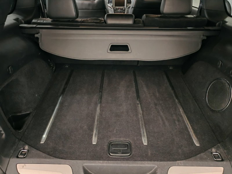 Jeep Grand Cherokee usata a Novara (16)