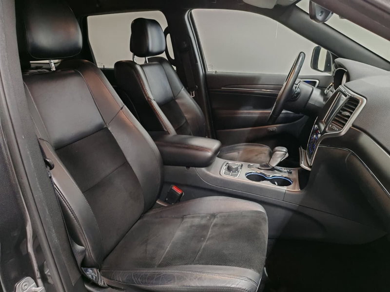 Jeep Grand Cherokee usata a Novara (3)