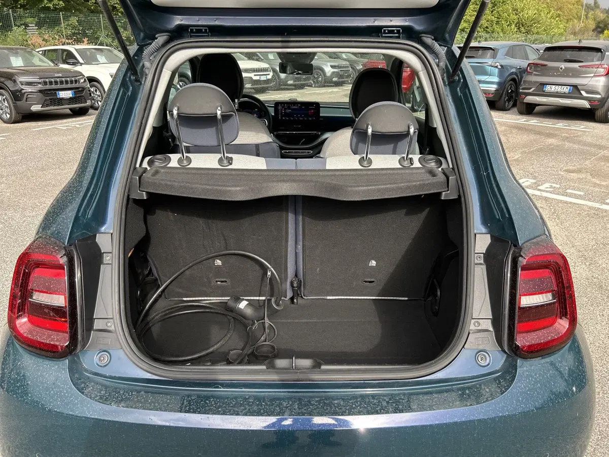 Fiat 500 Cabrio usata a Latina (9)