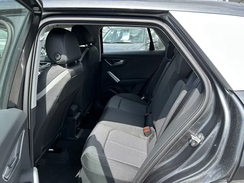 Audi Q2 nuova a Latina (14)