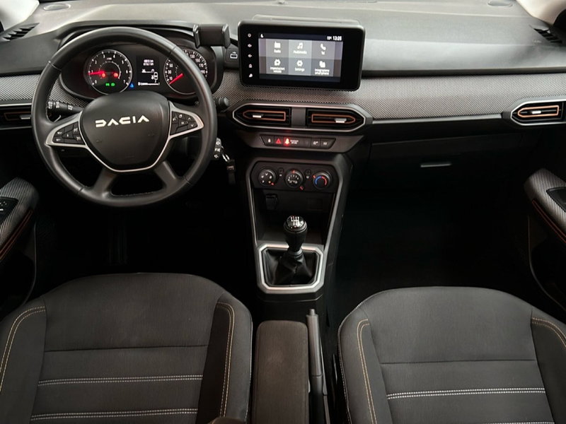 Dacia Sandero usata a Roma (11)