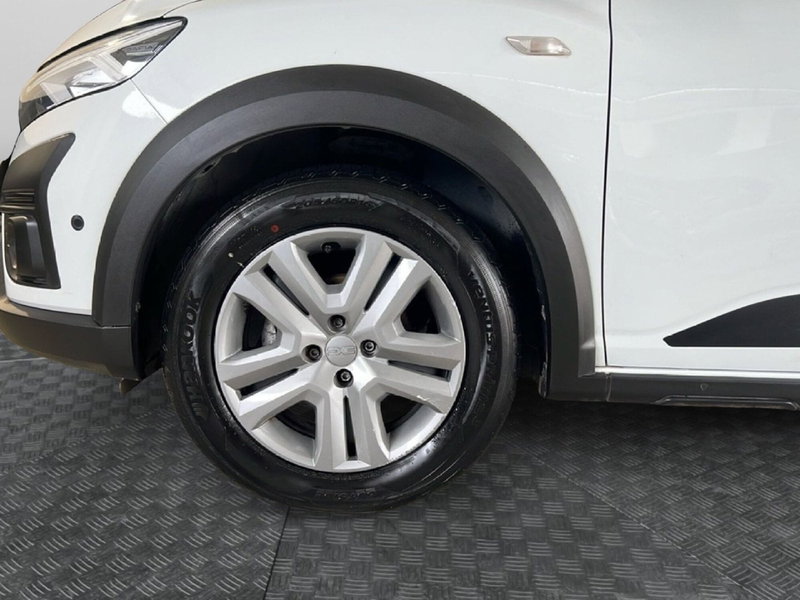 Dacia Sandero usata a Roma (9)