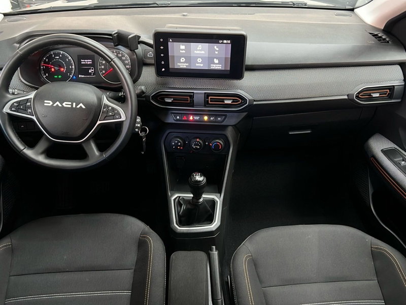 Dacia Sandero usata a Roma (11)