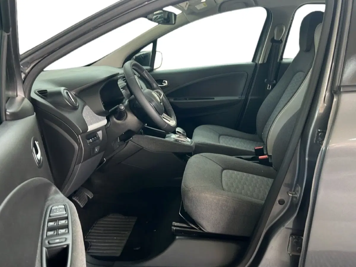 Renault Zoe usata a Roma (14)