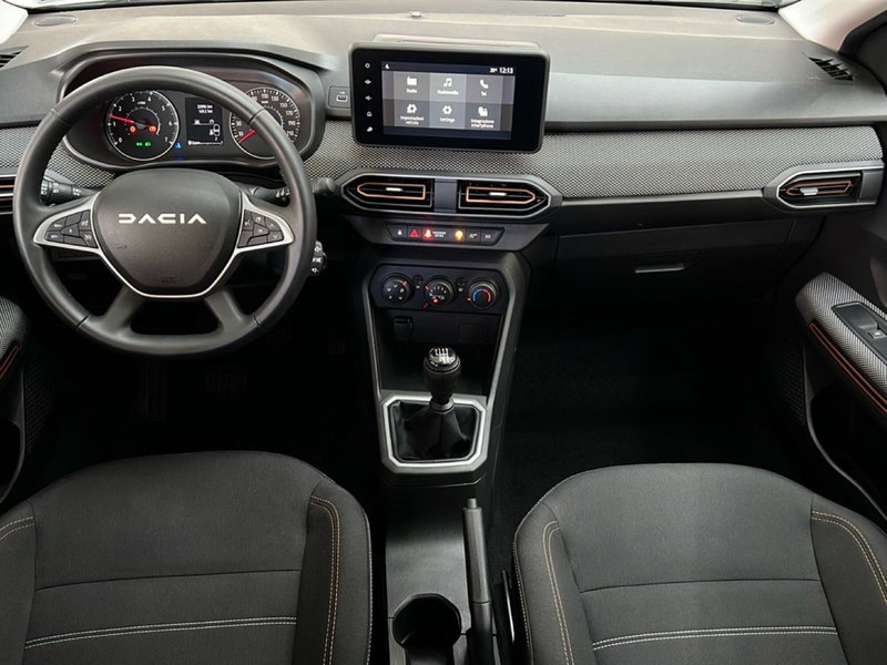 Dacia Sandero usata a Roma (11)