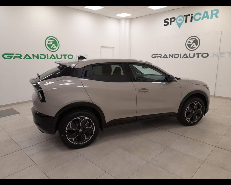 Alfa Romeo Junior nuova a Imperia (5)