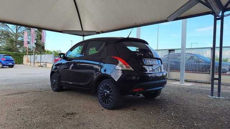Lancia Ypsilon usata a Firenze (6)