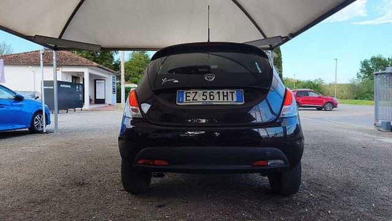Lancia Ypsilon usata a Firenze (7)