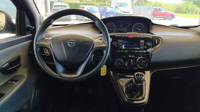 Lancia Ypsilon usata a Firenze (20)