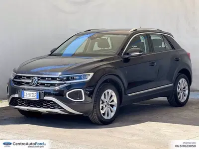 Volkswagen T-Roc 1.0 tsi Style 115cv del 2025 usata a Albano Laziale