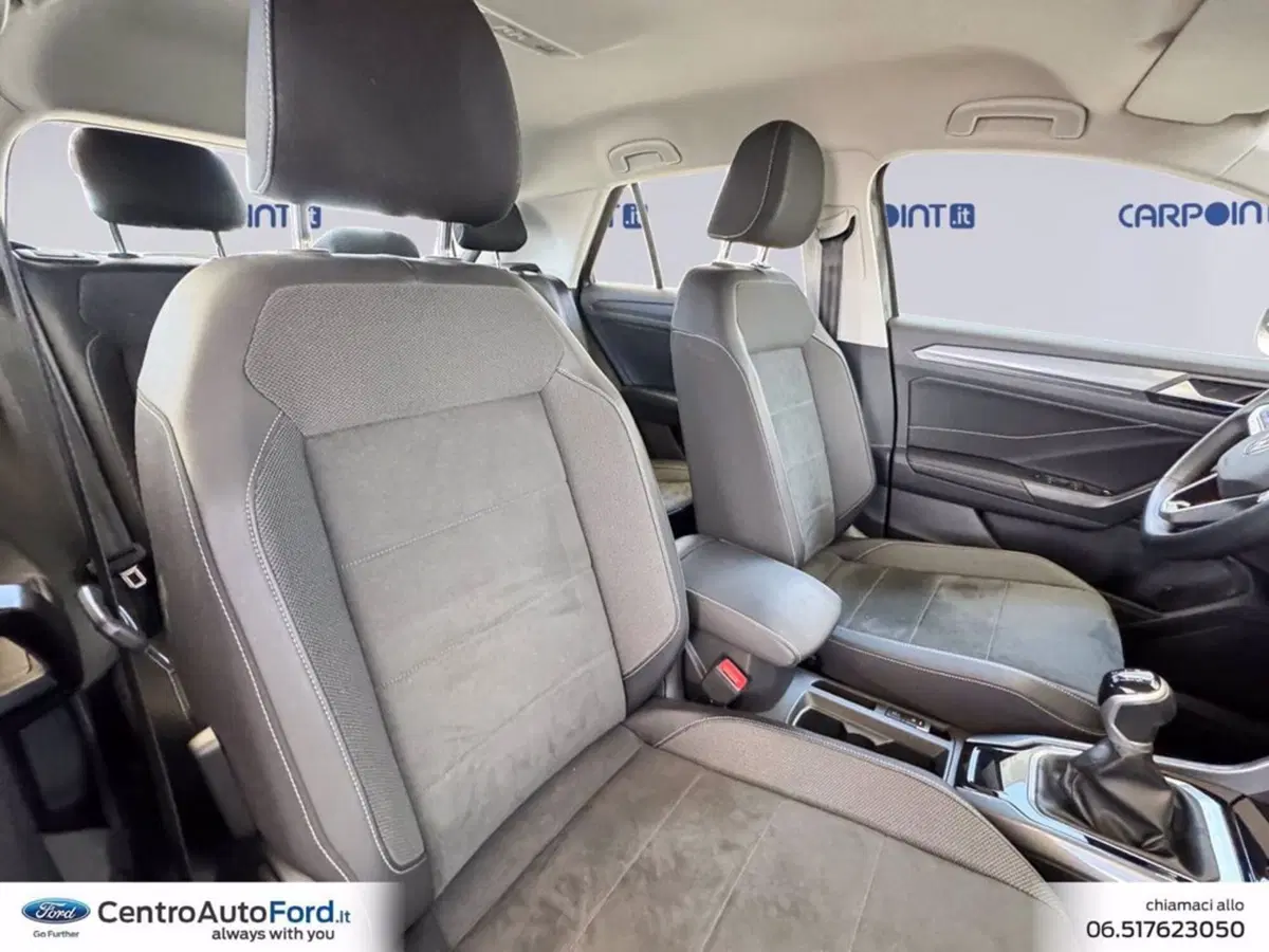 Volkswagen T-Roc usata a Roma (7)