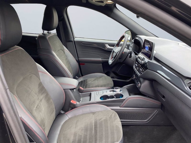 Ford Kuga usata a Milano (11)