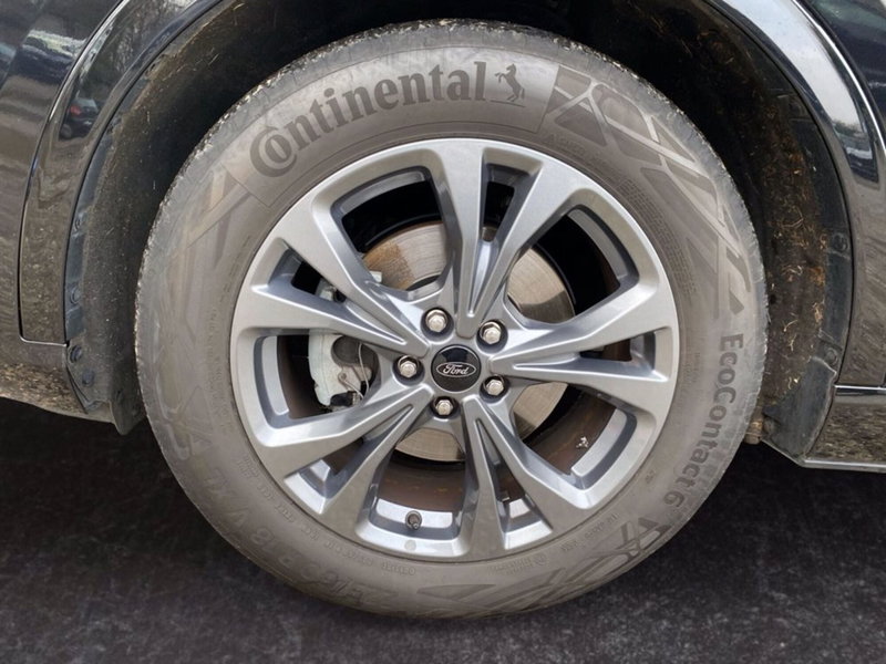 Ford Kuga usata a Milano (16)