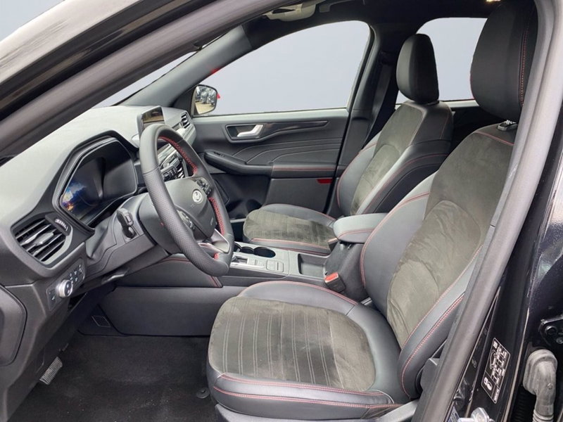 Ford Kuga usata a Milano (9)