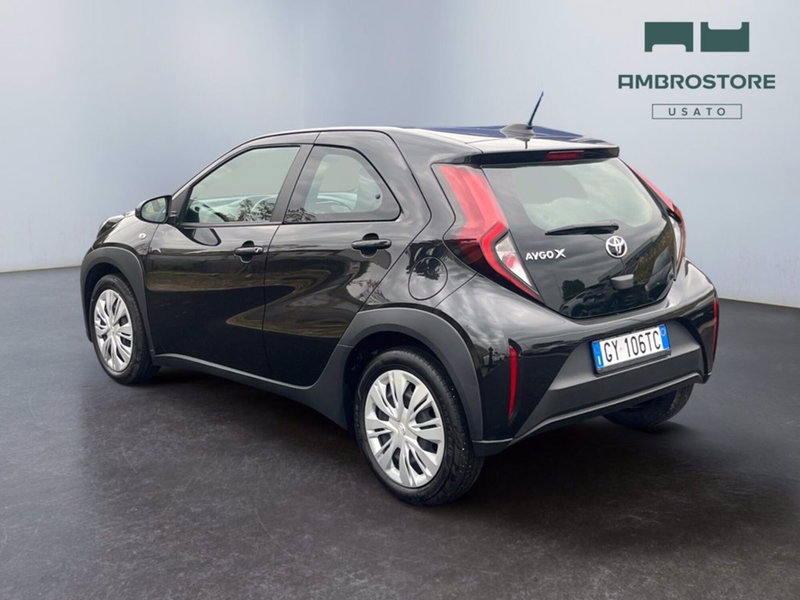 Toyota Aygo X usata a Milano (3)