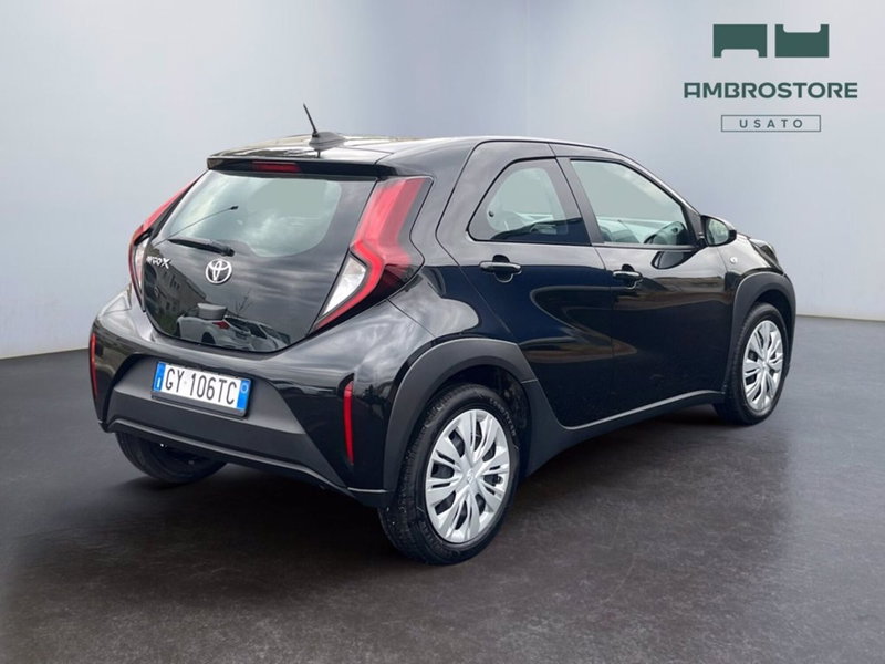 Toyota Aygo X usata a Milano (5)