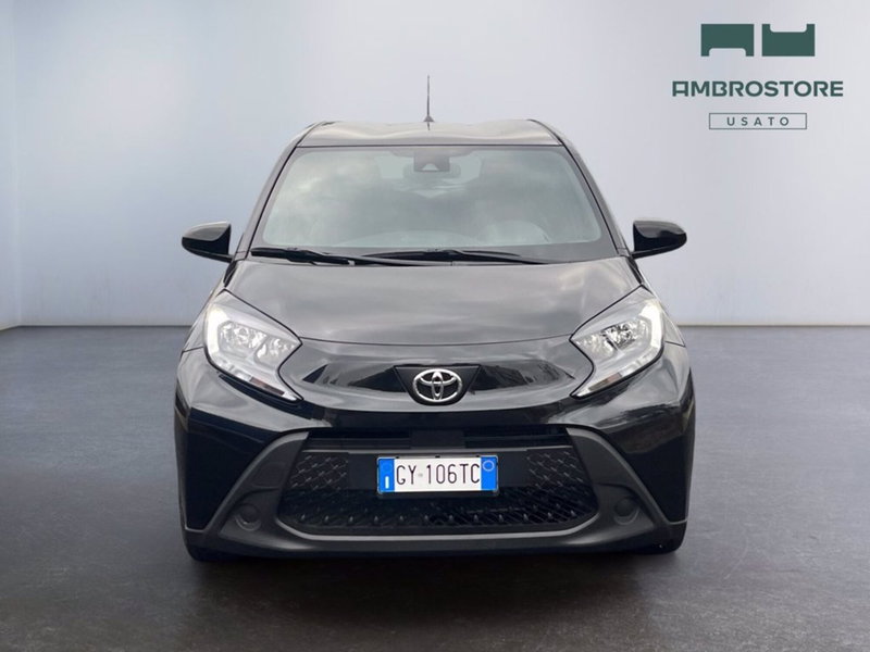 Toyota Aygo X usata a Milano (8)