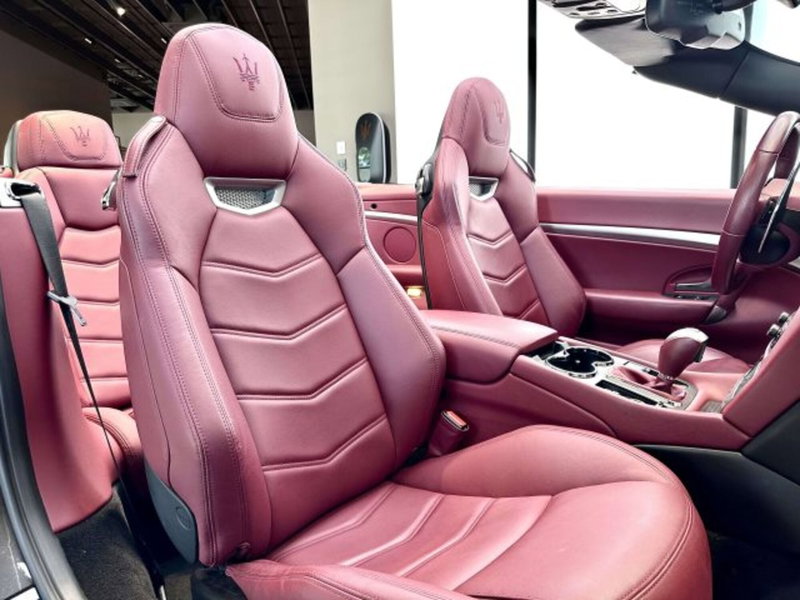 Maserati Grancabrio usata a Torino (14)