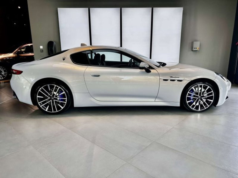 Maserati Granturismo usata a Torino (4)