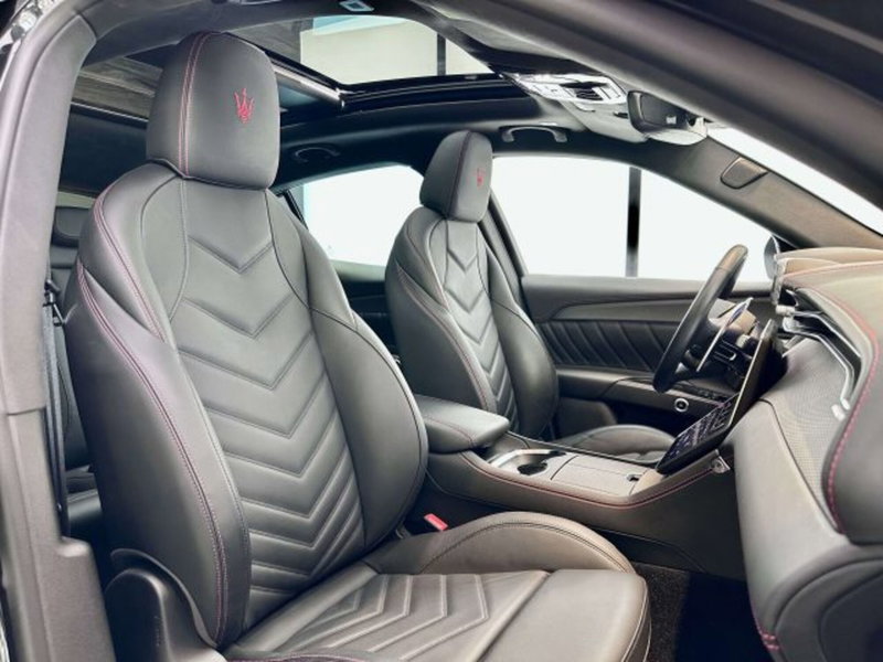 Maserati Grecale usata a Torino (13)