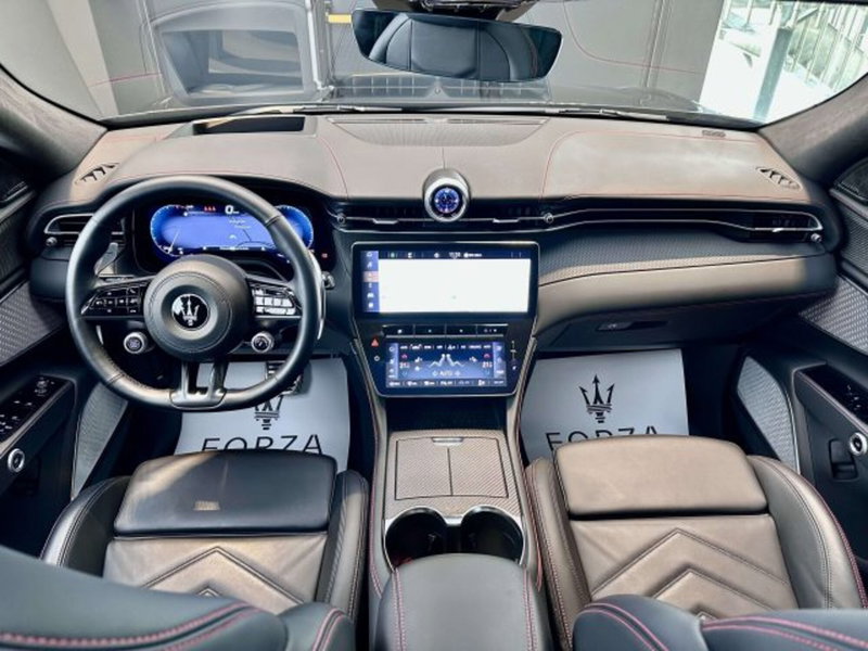 Maserati Grecale usata a Torino (15)