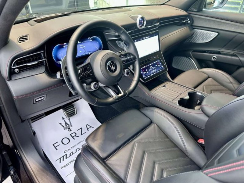 Maserati Grecale usata a Torino (9)