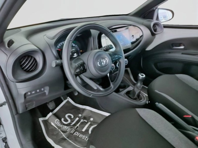 Toyota Aygo X usata a Teramo (14)