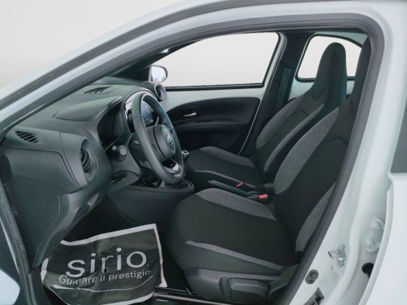 Toyota Aygo X usata a Teramo (15)