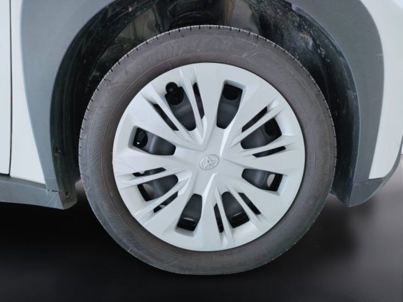 Toyota Aygo X usata a Teramo (9)