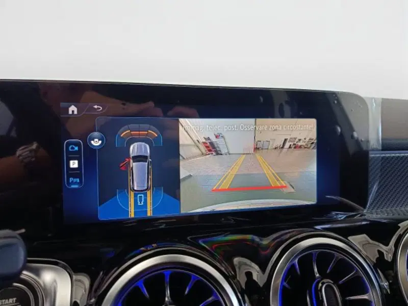 Mercedes-Benz GLB nuova a Teramo (14)