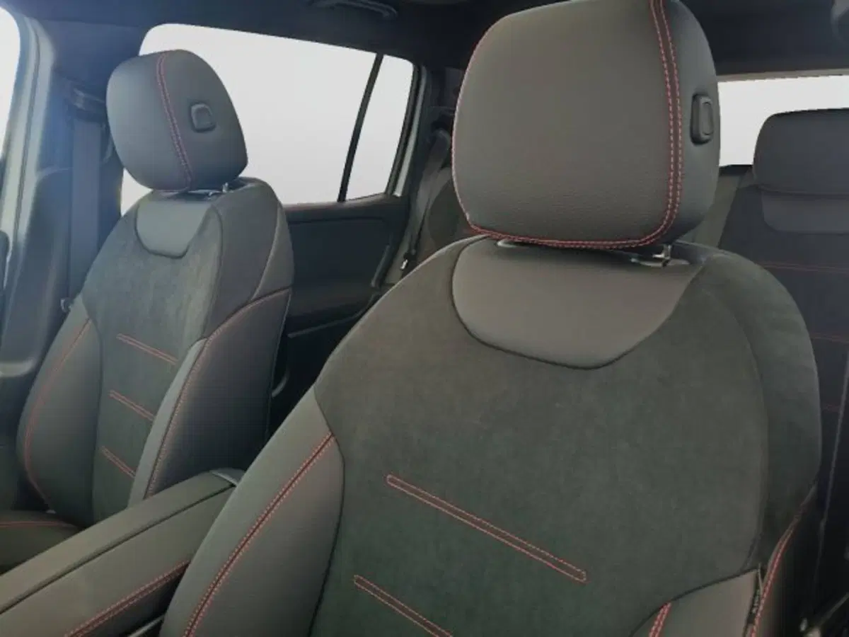 Mercedes-Benz GLB nuova a Teramo (19)