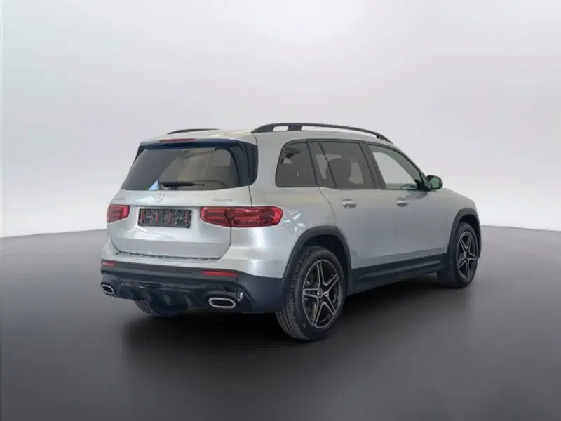 Mercedes-Benz GLB nuova a Teramo (5)
