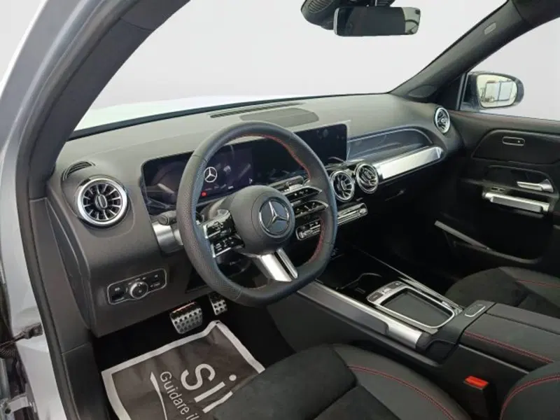 Mercedes-Benz GLB nuova a Teramo (7)