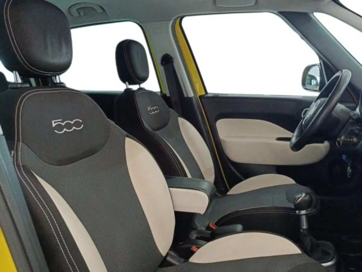 Fiat 500L usata a Catania (10)