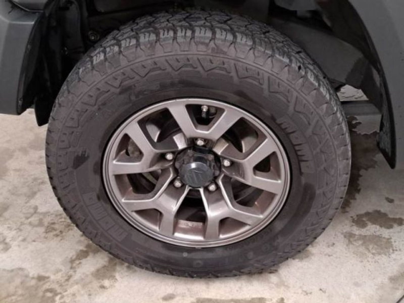 Suzuki Jimny usata a Catania (15)