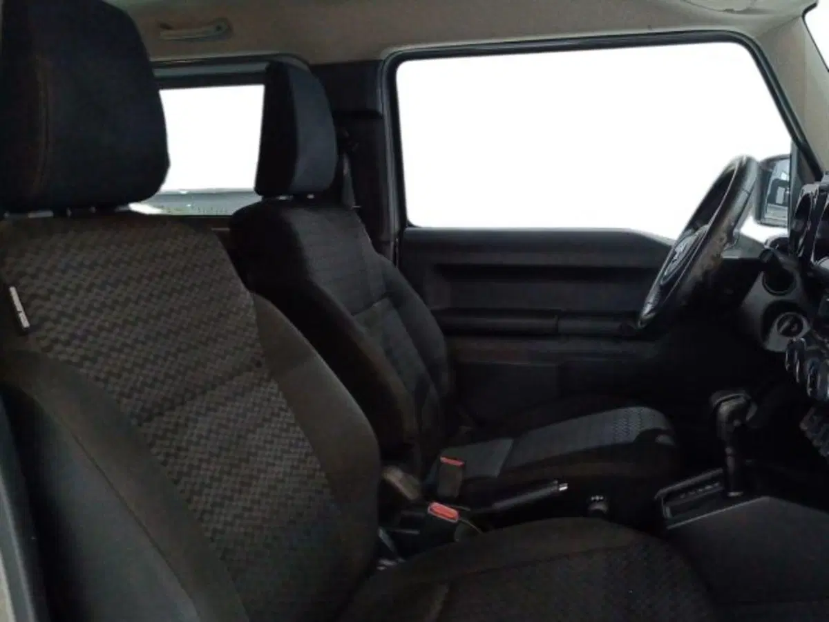 Suzuki Jimny usata a Catania (10)
