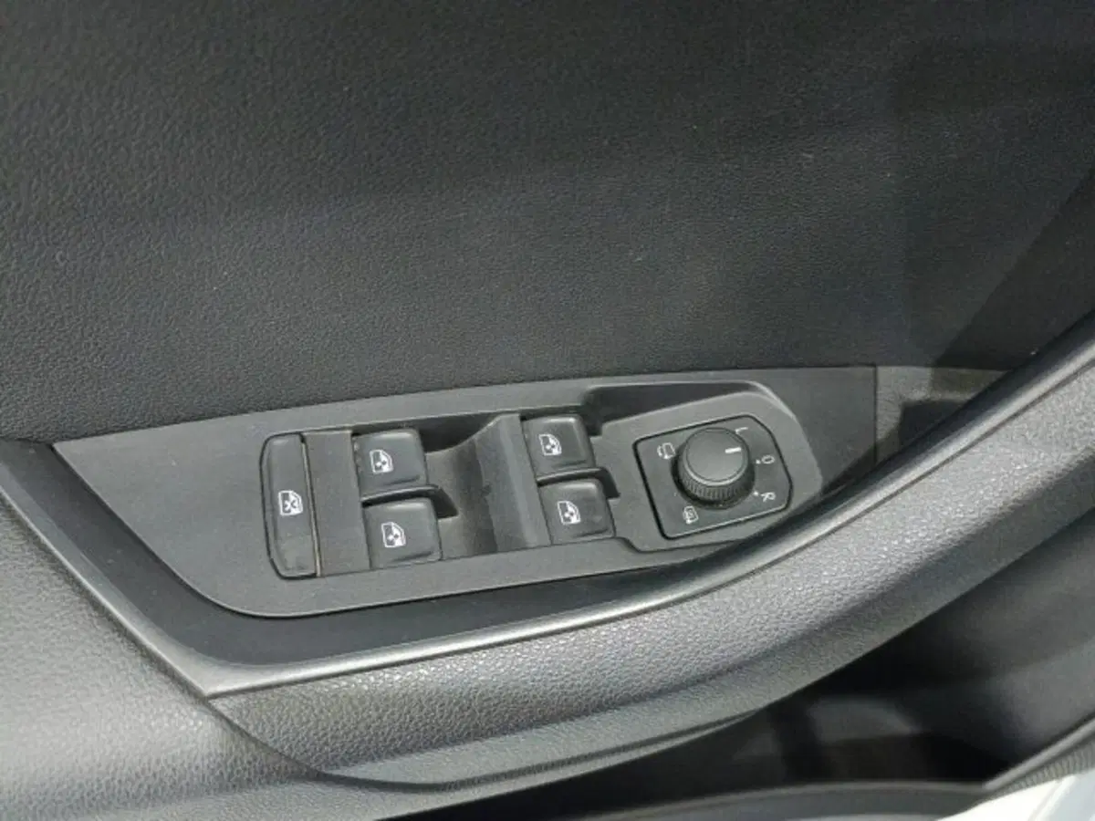 Skoda Karoq usata a Catania (19)